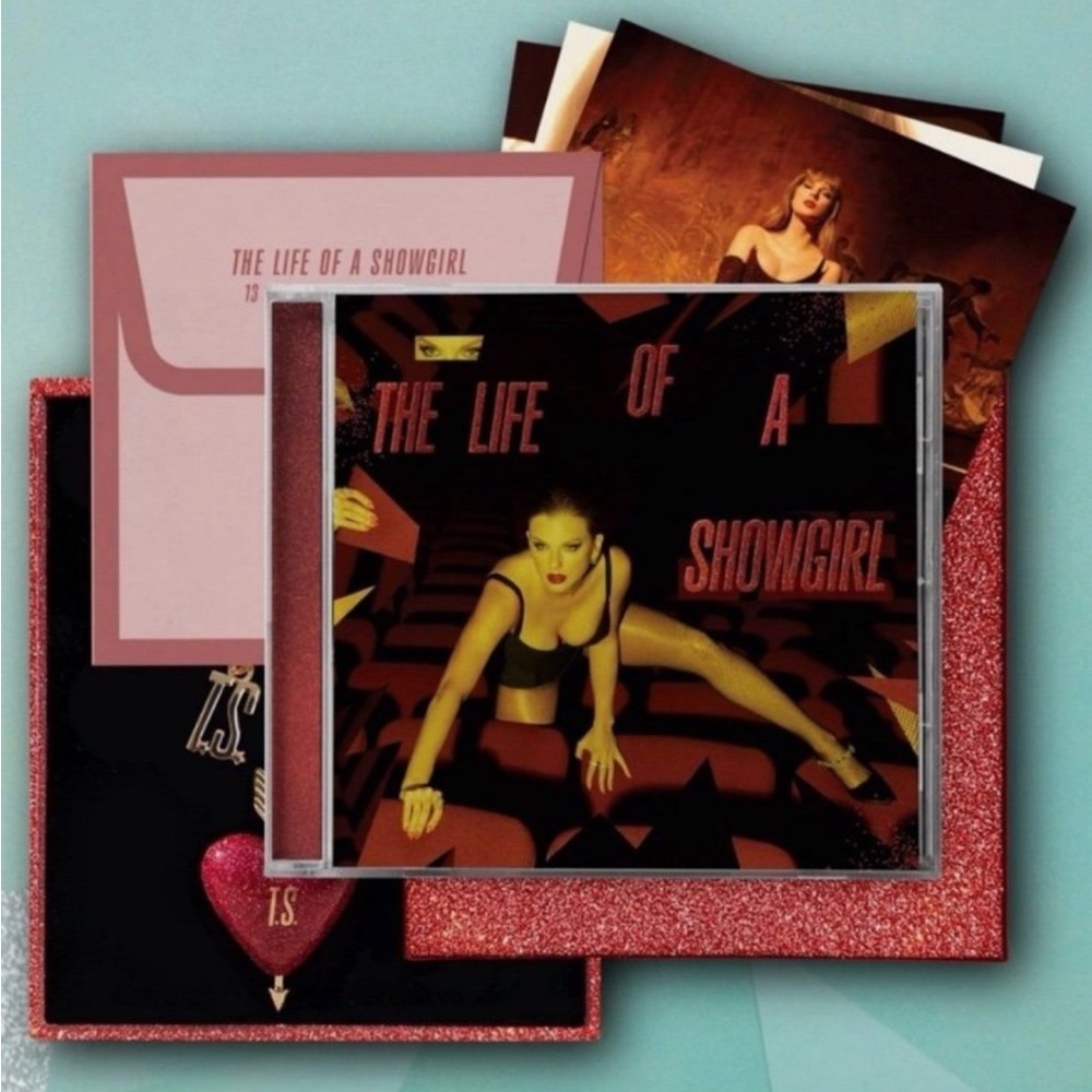*NEW* Taylor Swift- The Life of a Showgirl Deluxe CD: It’s Frightening Edition